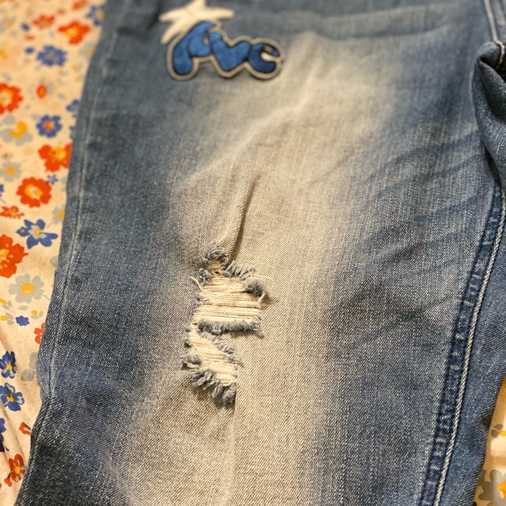 Patch Jeans - image 4